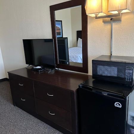 Ambassador Inn Perryton ภายนอก รูปภาพ